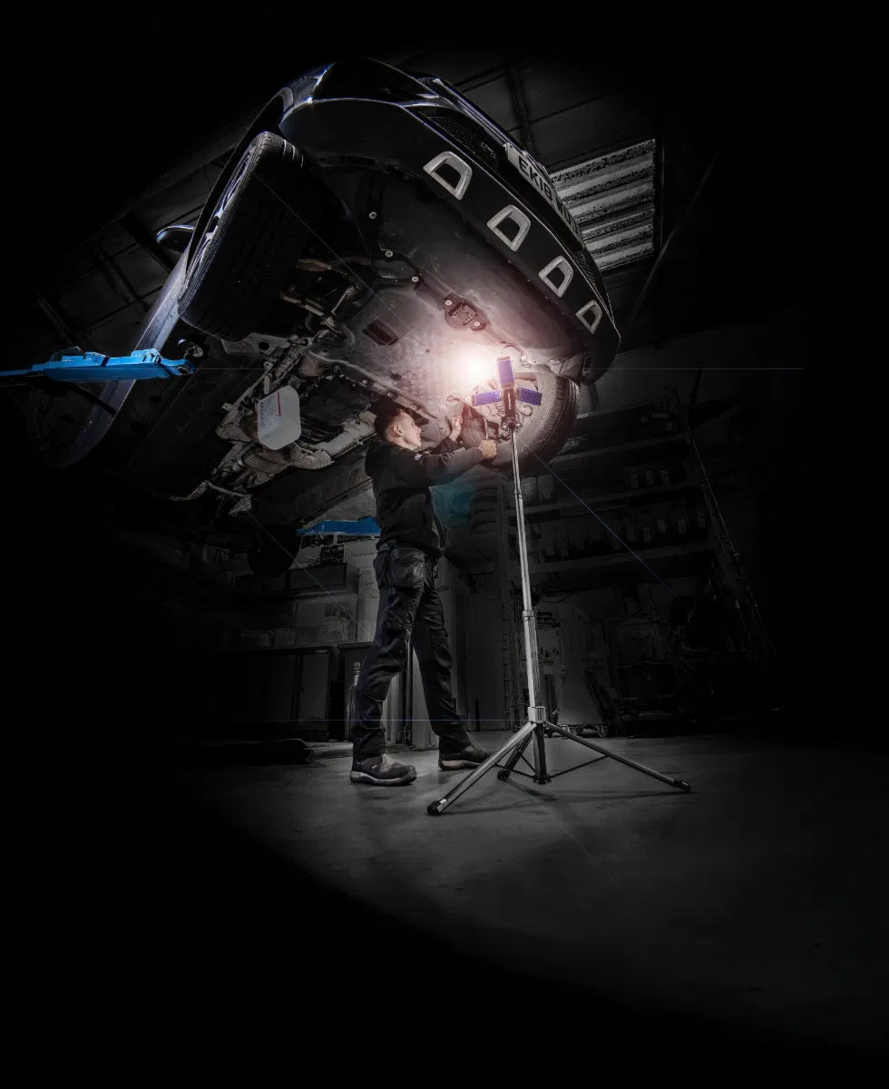 POWERHAND Tripod Work Light 6800 Lumen
