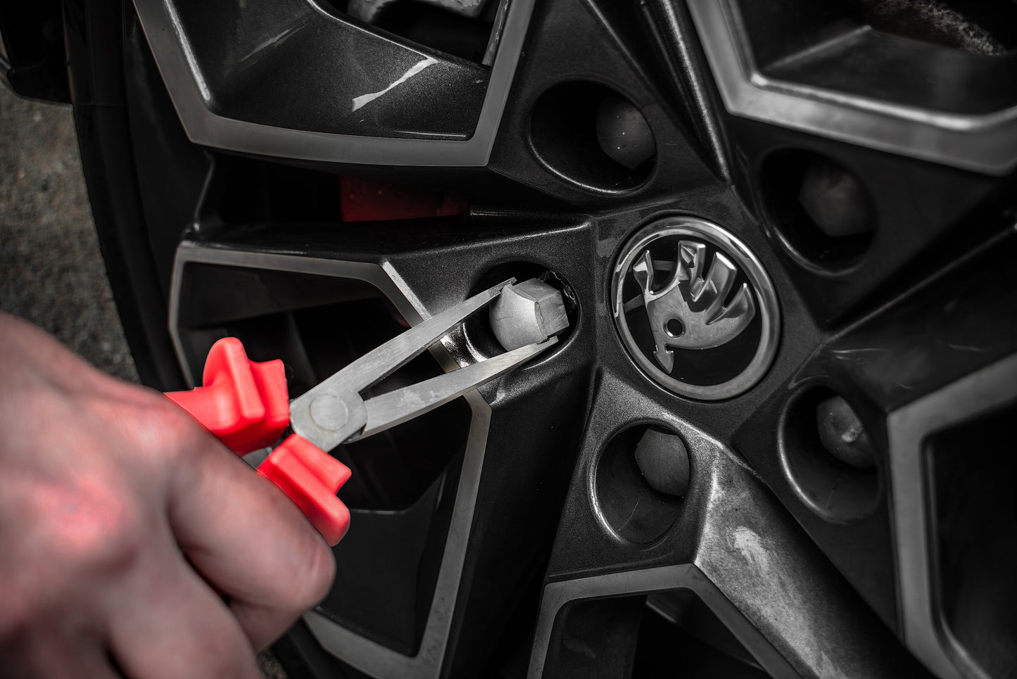 POWERHAND 200mm Wheel Nut Cap Pliers