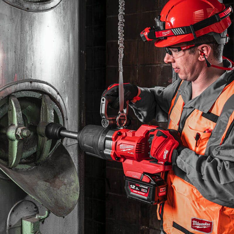 Milwaukee M18ONEFHIWF1D-121C M18 One Key FUEL High-Torque D-Handle 1" Impact Wrench with Friction Ring & Extended Anvil