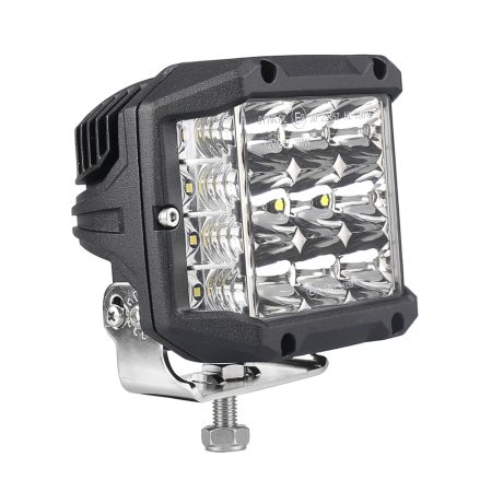 61W Cube LED Driving Lamp With Wide Angle Flood Beam – 12/24V