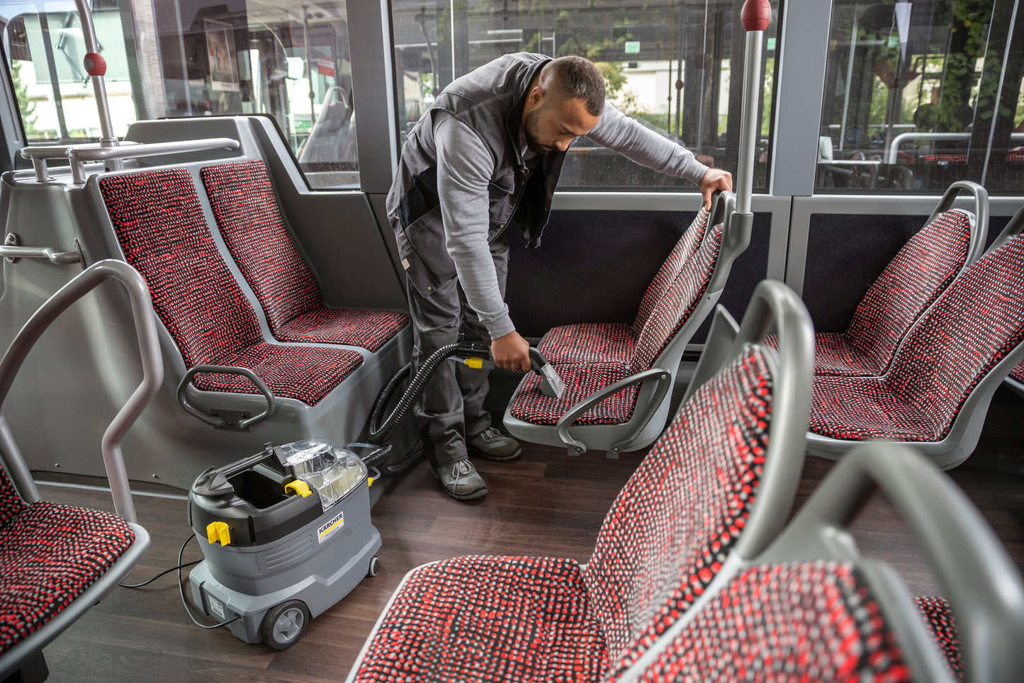 KARCHER Spray-extraction cleaner Puzzi 8/1 Upholstery Vacuum Cleaner