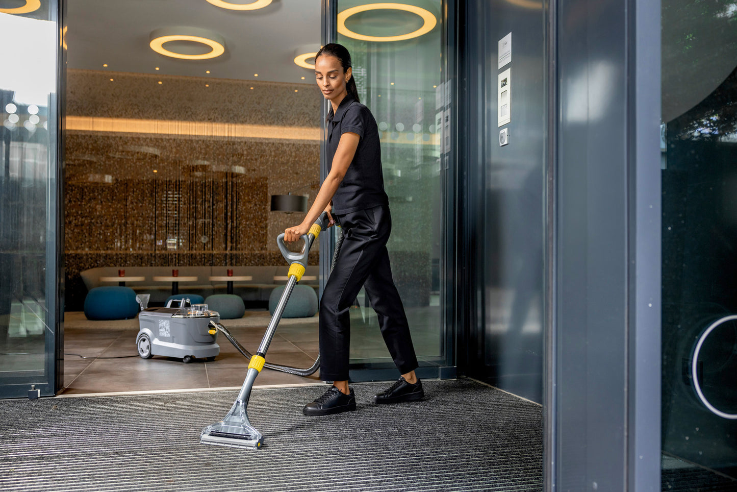 KARCHER Spray-extraction cleaner Puzzi 10/1 Upholstery Vacuum Cleaner
