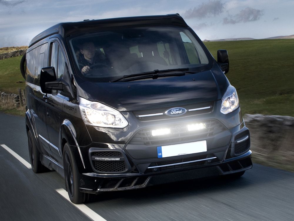 LAZER LAMPS Ford Transit Custom (2012-2017) - Grille Mount Kit (includes: 2x Triple-R 750 Beacon, 1x Grille Mount Brackets, 1x 2L-LP-6C-120)