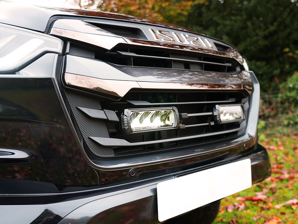LAZER LAMPS Isuzu D-Max (2023+) Grille Mount Kit (includes: 2 x Triple-R 750 Beacon, 1 x GM-DMAX-02K, 1 x 2L-LP-6C-120)