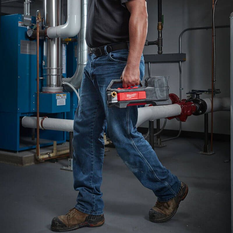 Milwaukee M18BTP-501 M18 Compact Transfer Pump