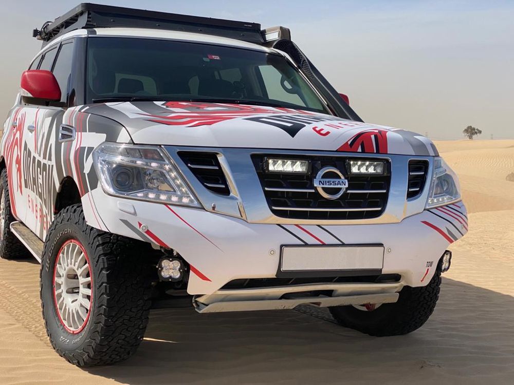 LAZER LAMPS Nissan Patrol Y62 - Series 4 (2018-2019) - Grille Mount Kit (Carbon composite) - Includes: 2x Triple-R 750 Elite (Gen2), 1x Grille Mount Brackets, 1x 2L-LP-120