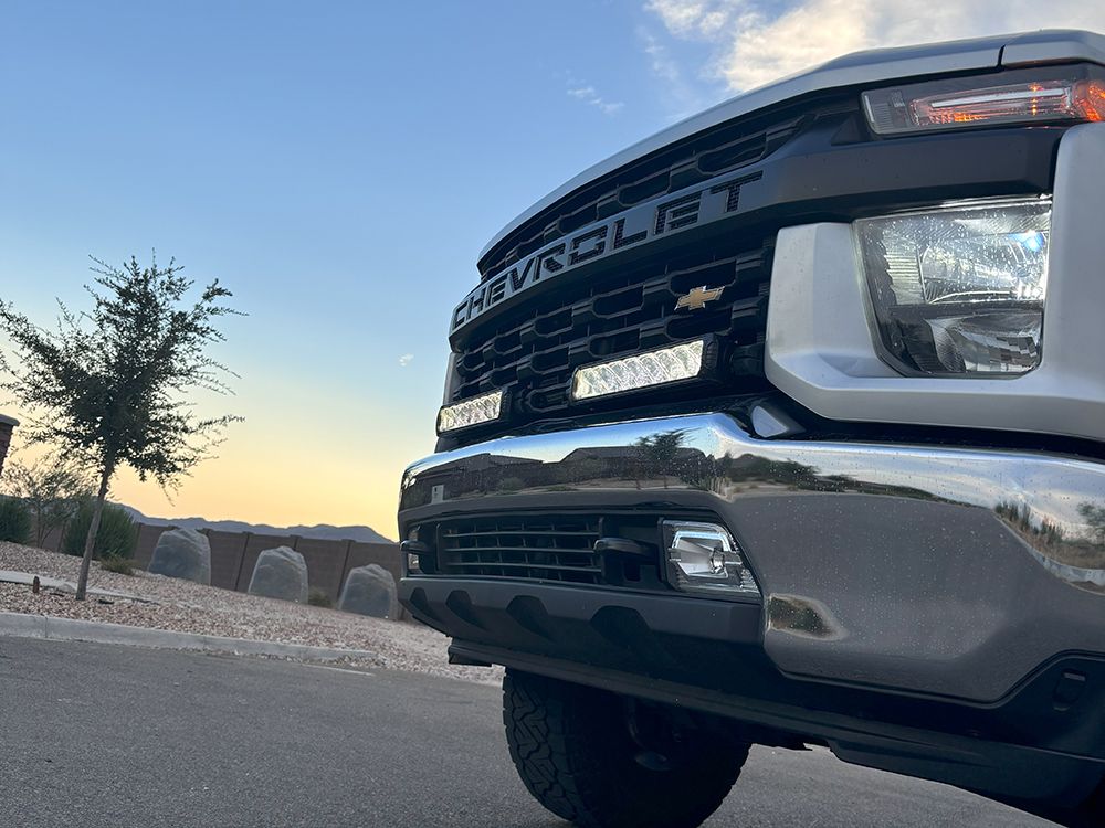 LAZER LAMPS Chevrolet Silverado 2500 HD (2023) - Grille Mount Kit (includes: 2x Triple-R 1000 Beacon, 1x Grille Mount Brackets, 1x 2L-LP-6C-350)