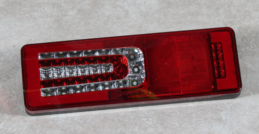 M900 Right Or Left Tail Light - Truck